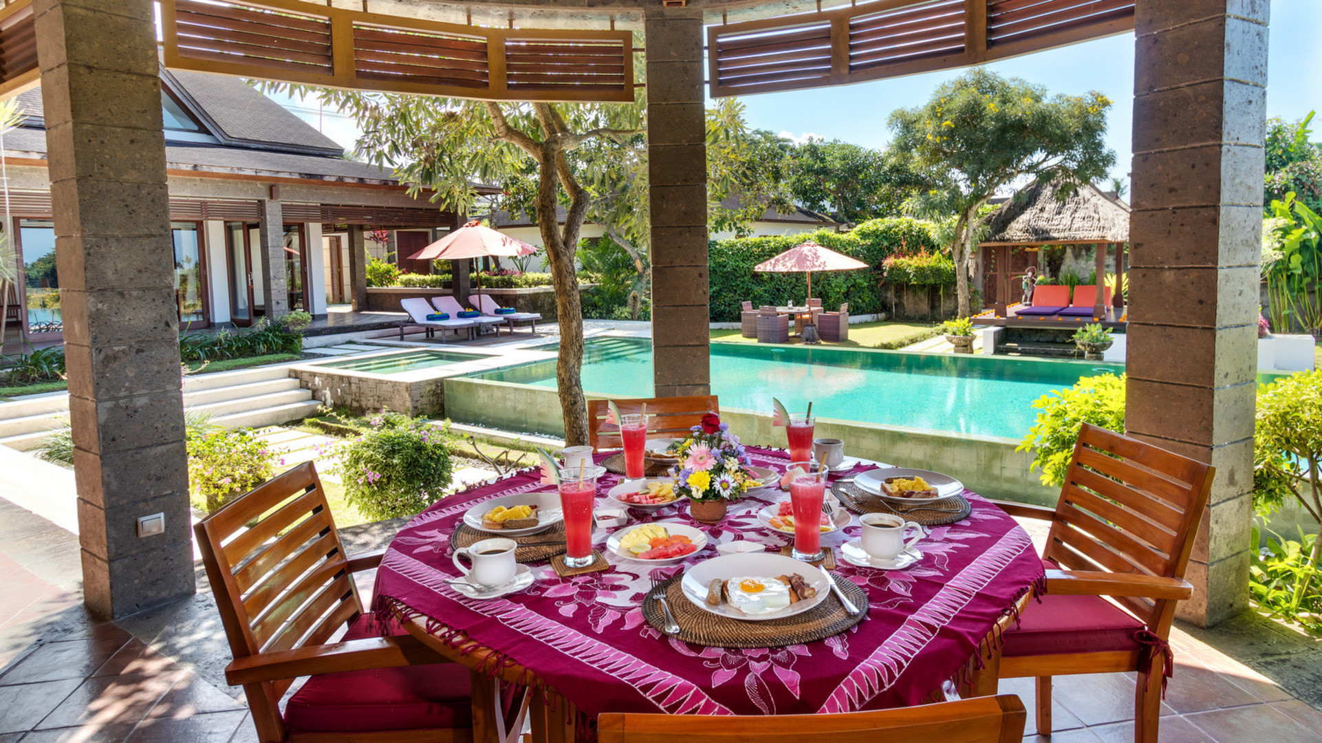 Spacious 4BR Villa W/ Pool & Garden, Bali Villa 2233