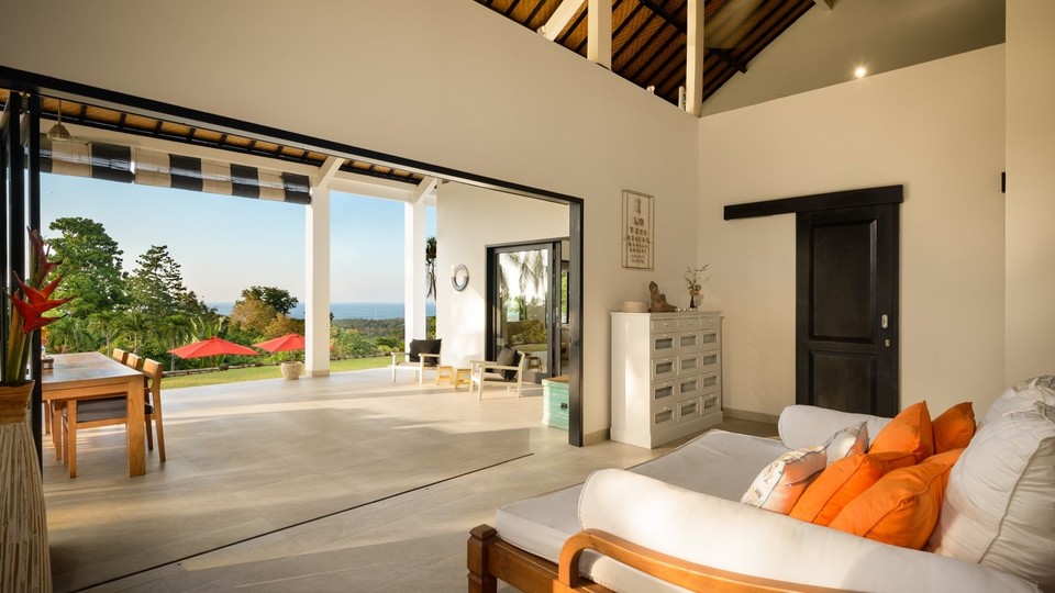 Lovely 3BR Villa W/ Amazing Pool & Sea views, Bali Villa 2235