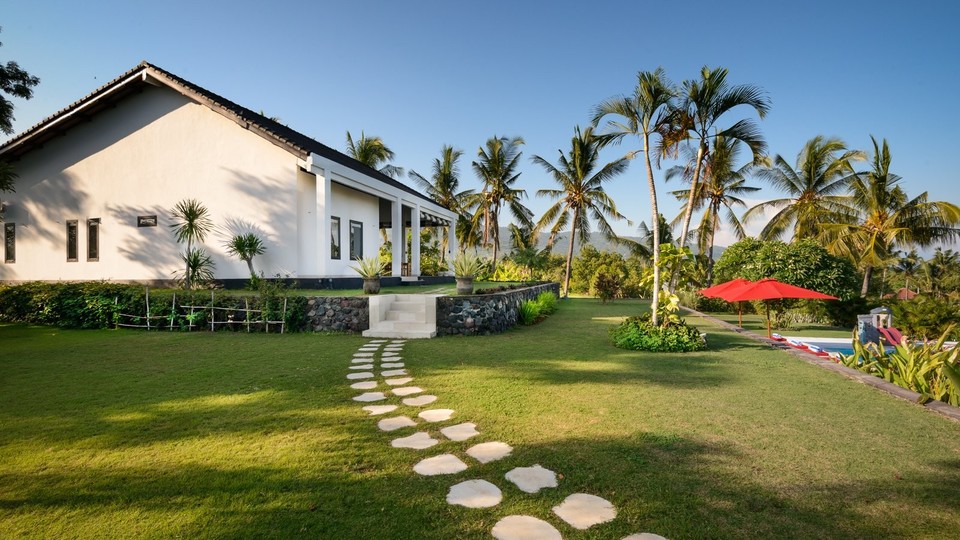 Lovely 3BR Villa W/ Amazing Pool & Sea views, Bali Villa 2235