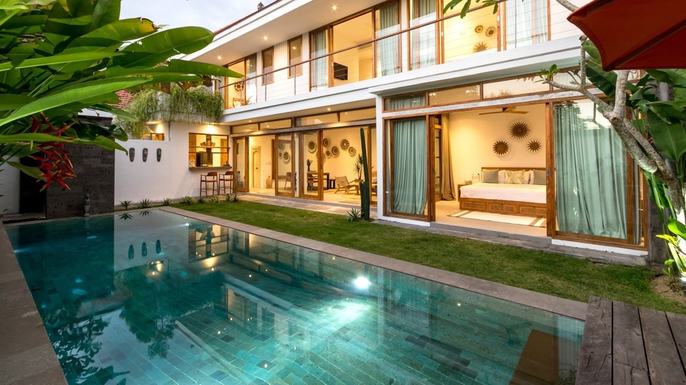 Enjoy Fully Equipped 4BR Villa W/ Pool & Garden, Bali Villa 2236