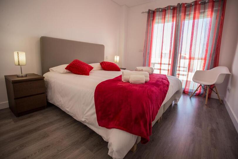 Luxurious 2BR apartment Family Friendly with balcony, Leiria Apartment 1006
