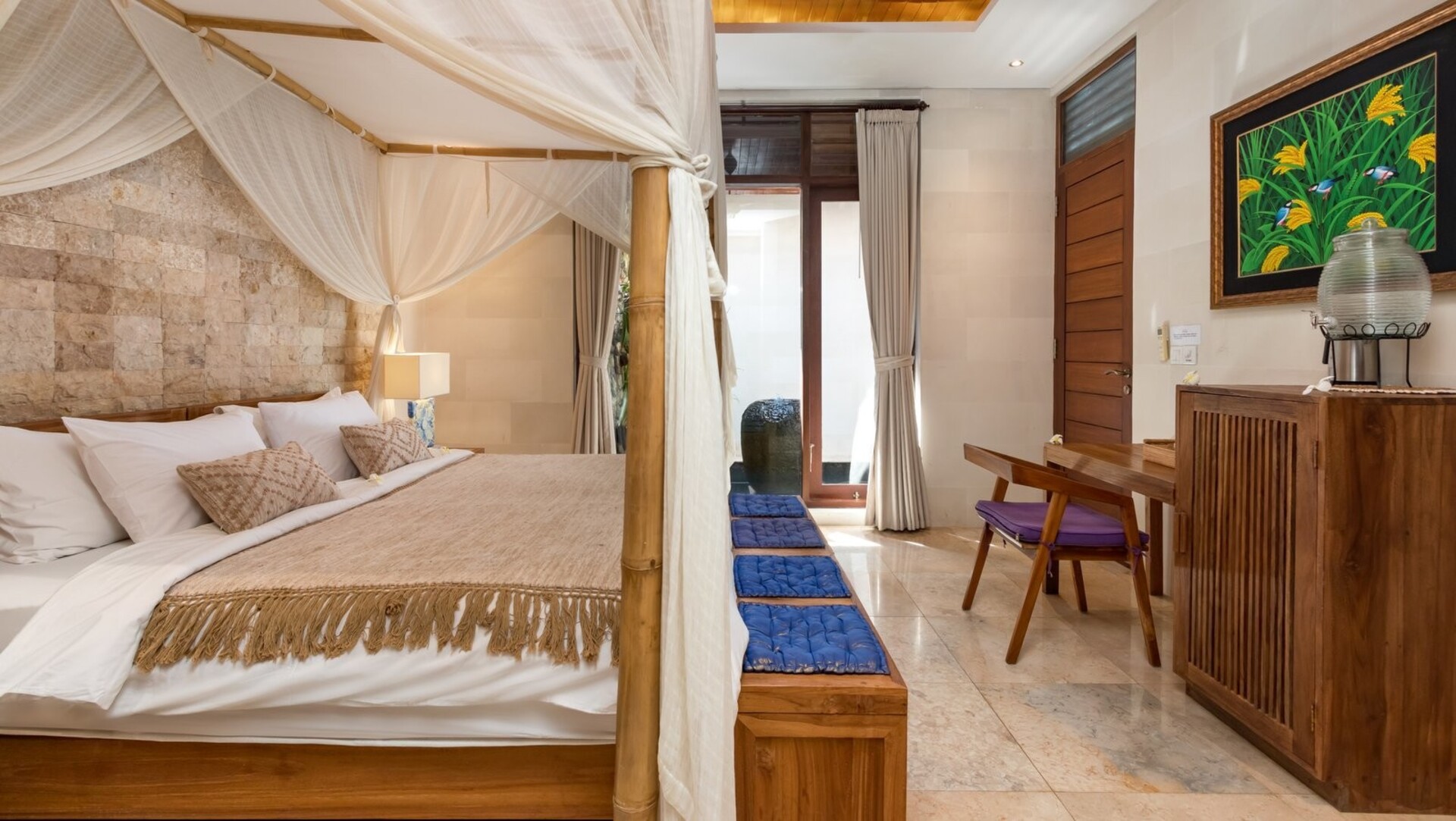 Enjoying Your Holiday in a Luxury 5 Star Villa in Candidasa, For Less Than a Hotel, Villa Bali 2243