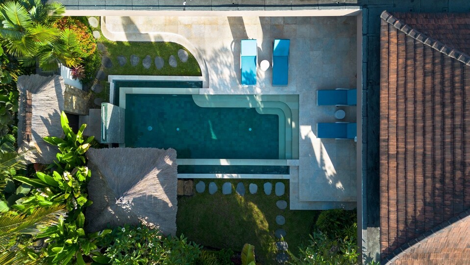 Enjoying Your Holiday in a Luxury 5 Star Villa in Candidasa, For Less Than a Hotel, Villa Bali 2243