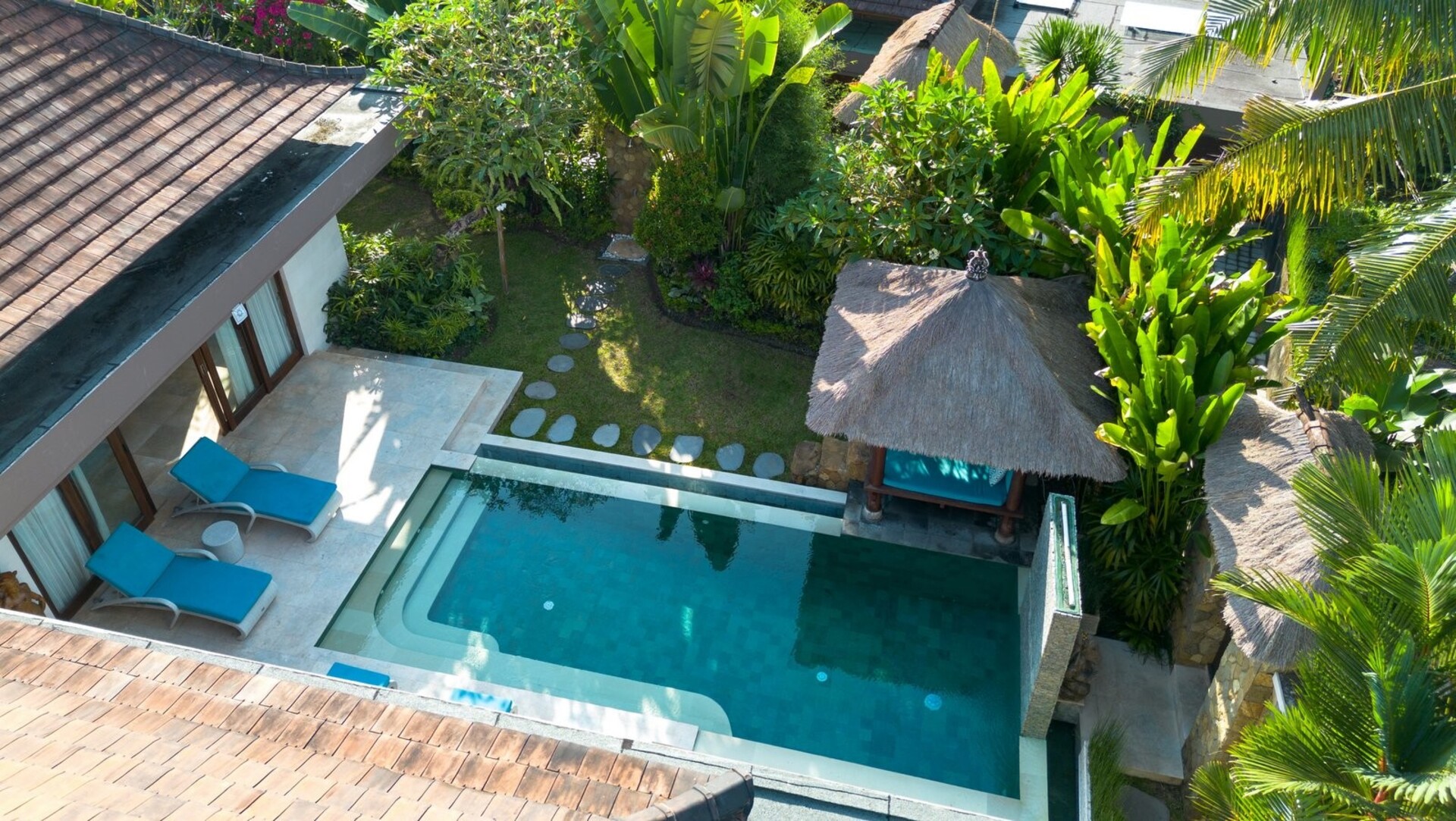 Enjoying Your Holiday in a Luxury 5 Star Villa in Candidasa, For Less Than a Hotel, Villa Bali 2243