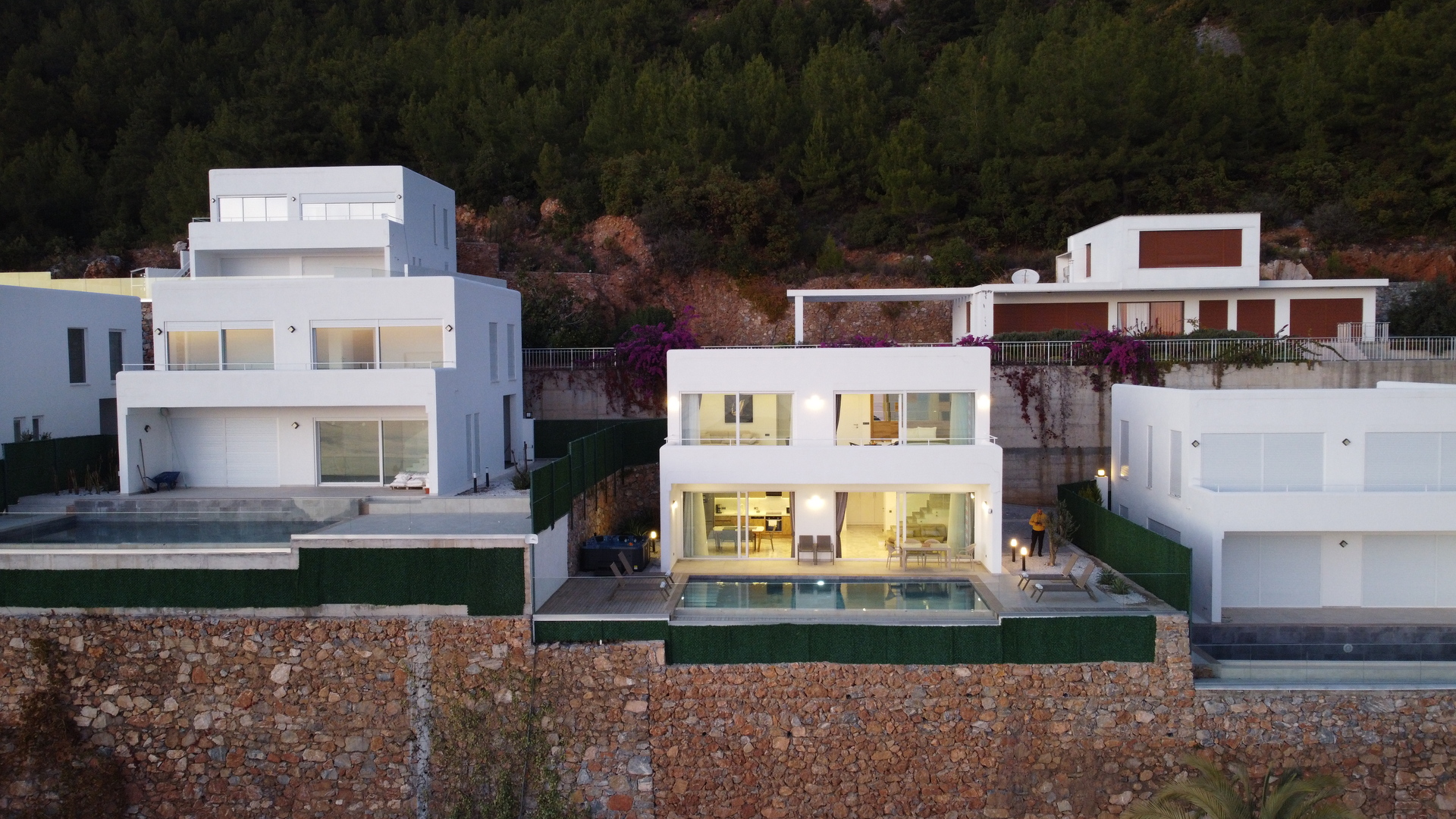 5 Star Villa Summit – Panoramic Mountain & Sea Escape