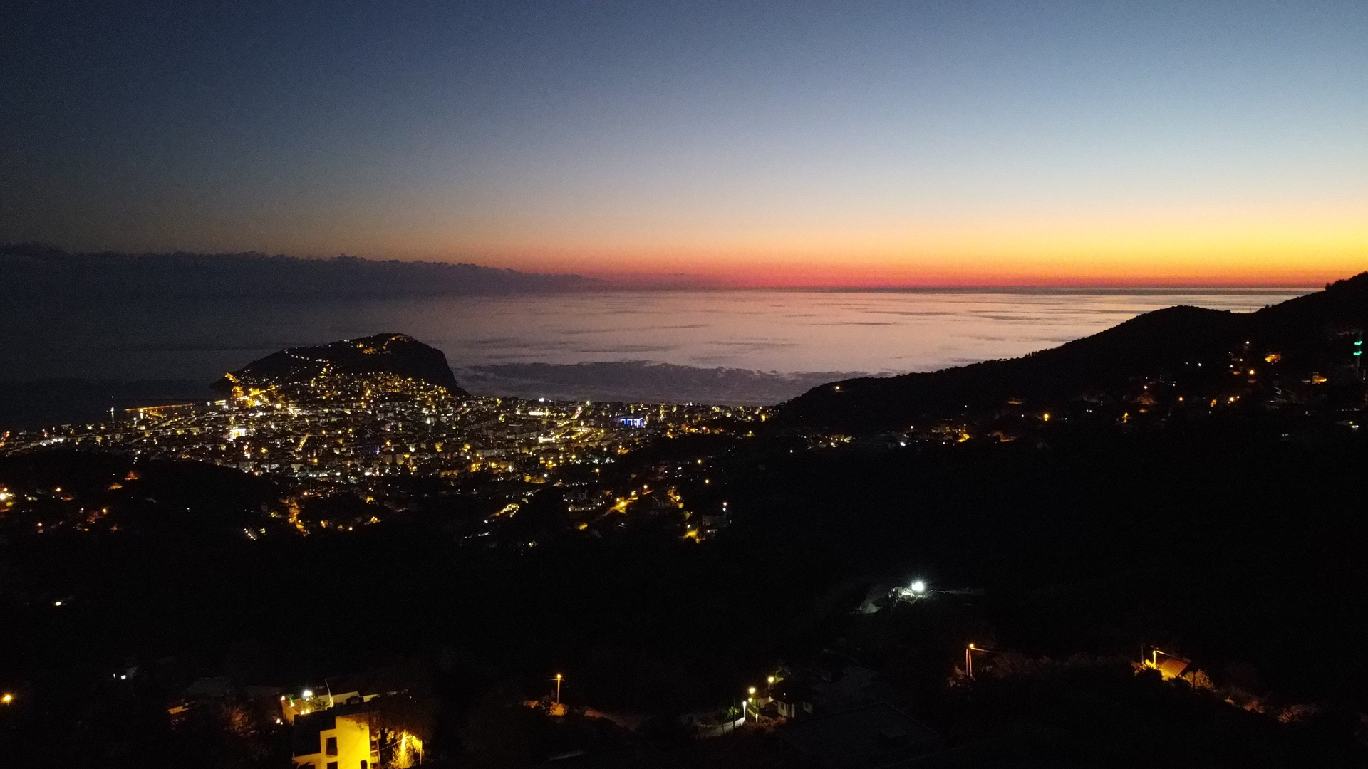 5 Star Villa Summit – Panoramic Mountain & Sea Escape