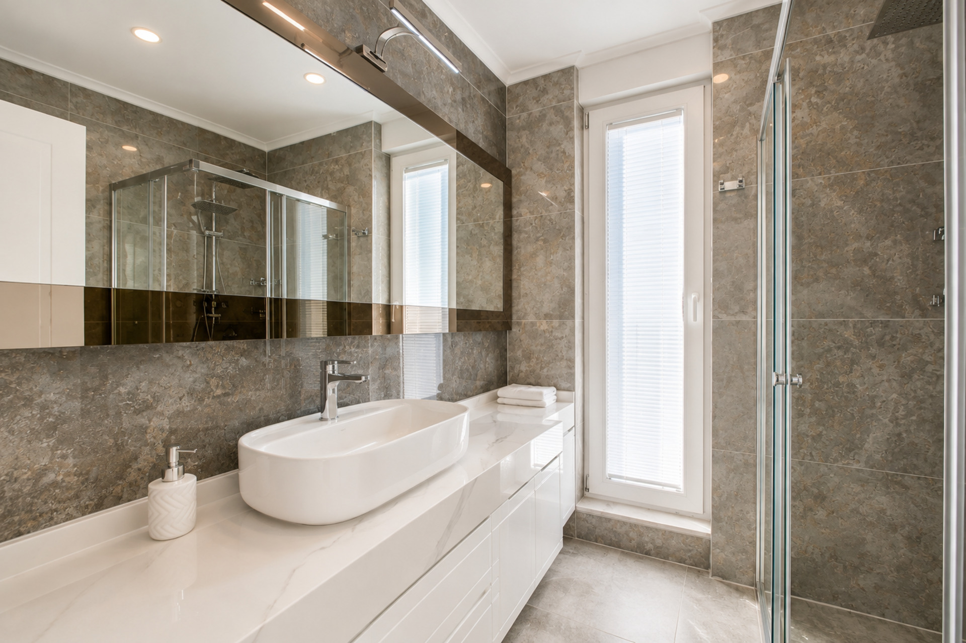 5 Star Villa Summit – Panoramic Mountain & Sea Escape