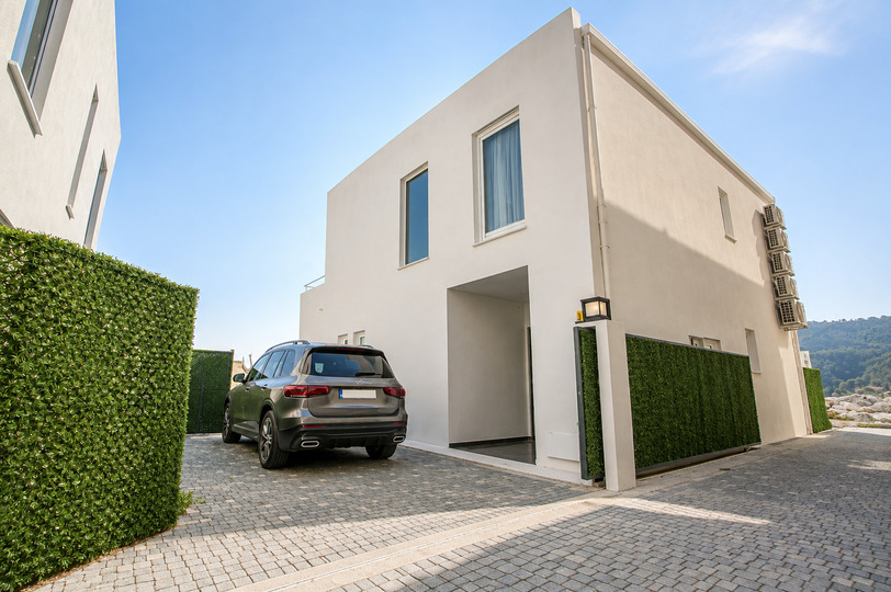 5 Star Villa Summit – Panoramic Mountain & Sea Escape
