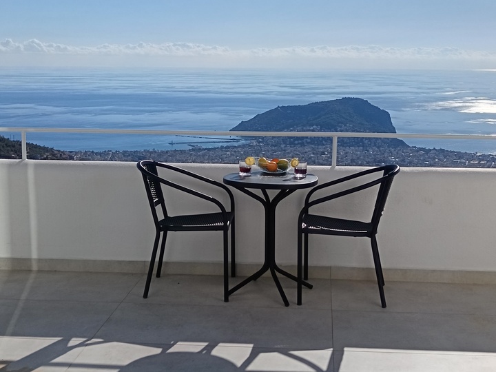 5 Star Villa Summit – Panoramic Mountain & Sea Escape
