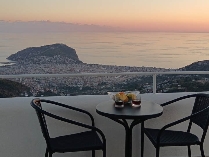 5 Star Villa Summit – Panoramic Mountain & Sea Escape