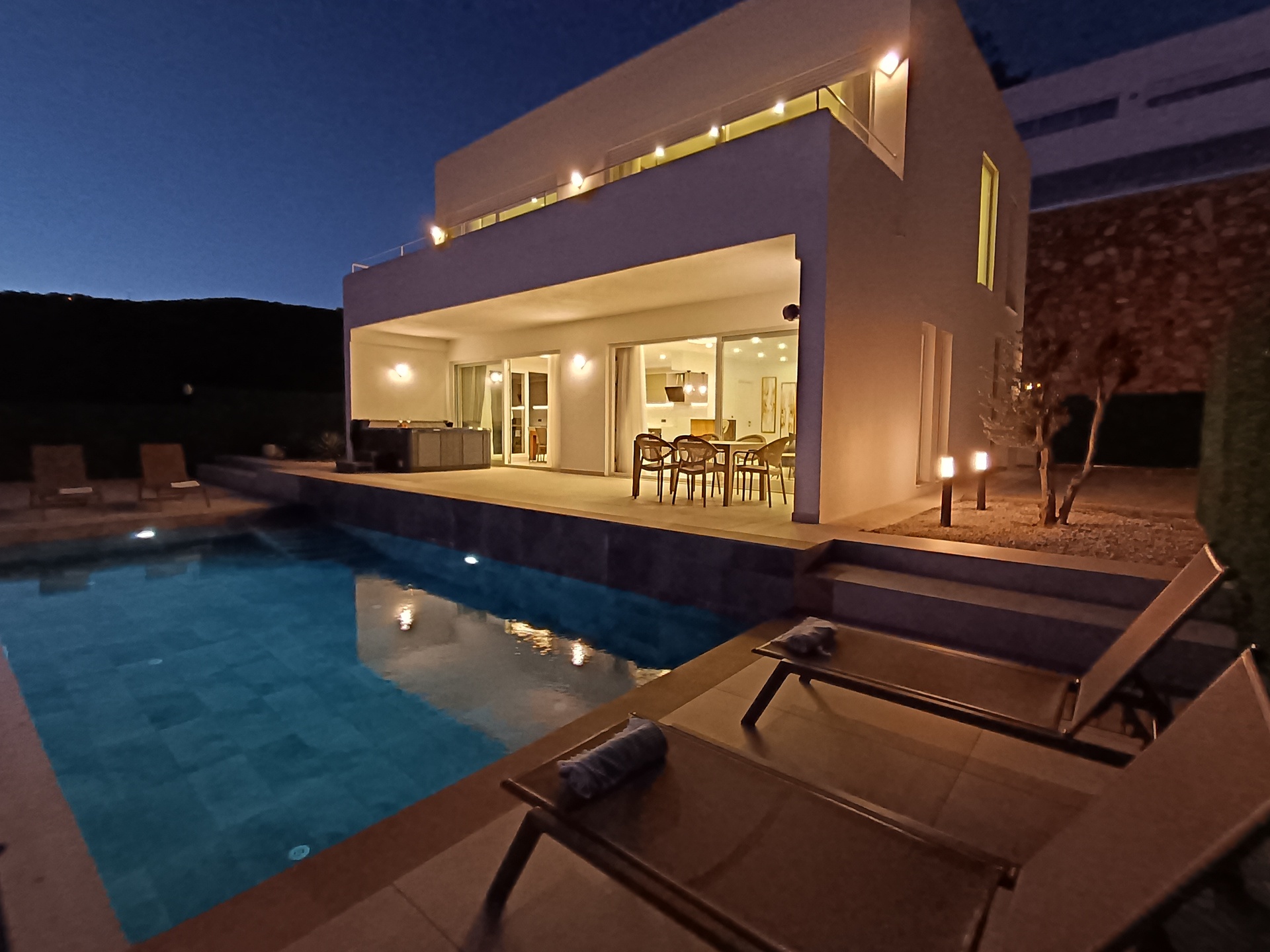 5 Star Villa Horizon – Mountain & Sea Escape