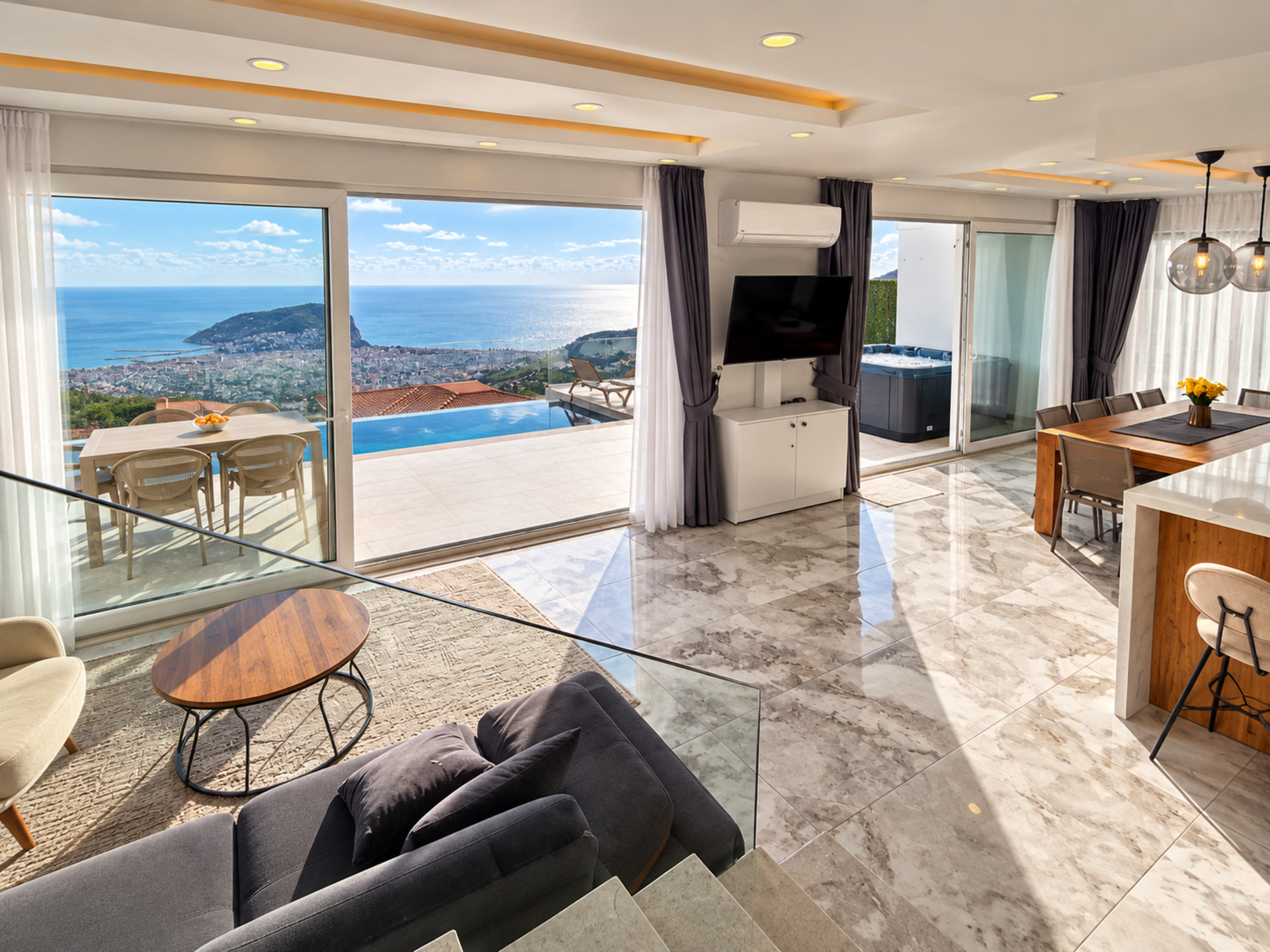 5 Star Villa Horizon – Mountain & Sea Escape