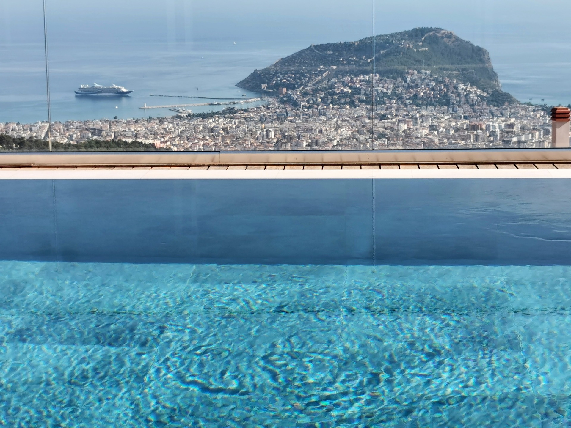 5 Star Villa Horizon – Mountain & Sea Escape