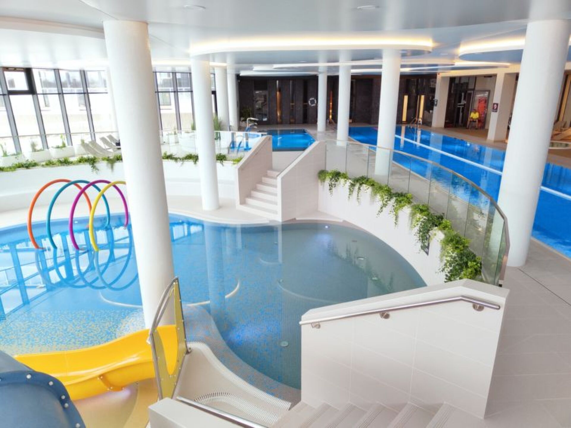 Pool Indoor