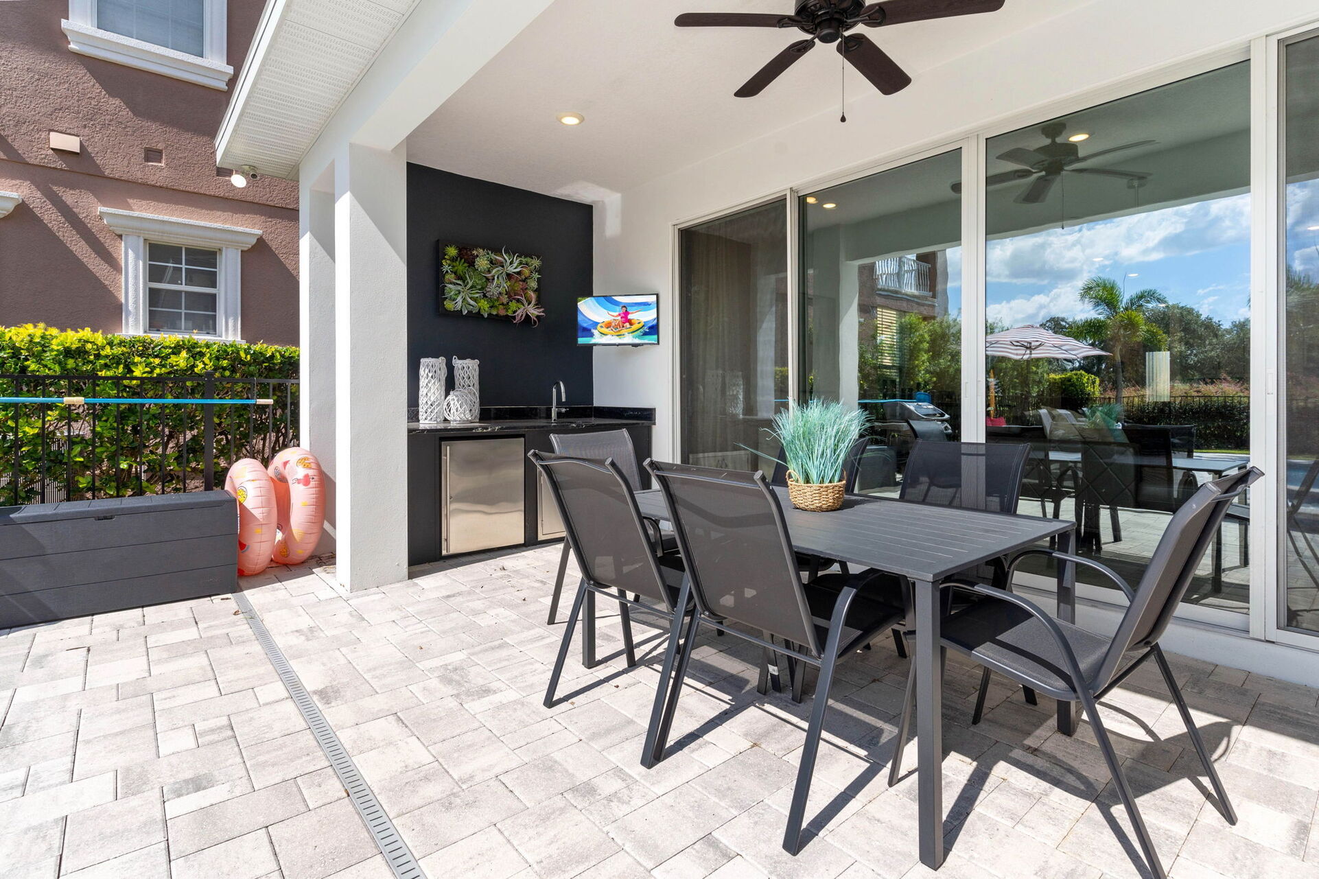 Rent the Perfect 4 Bedroom Villa, Reunion Resort Villa 1018