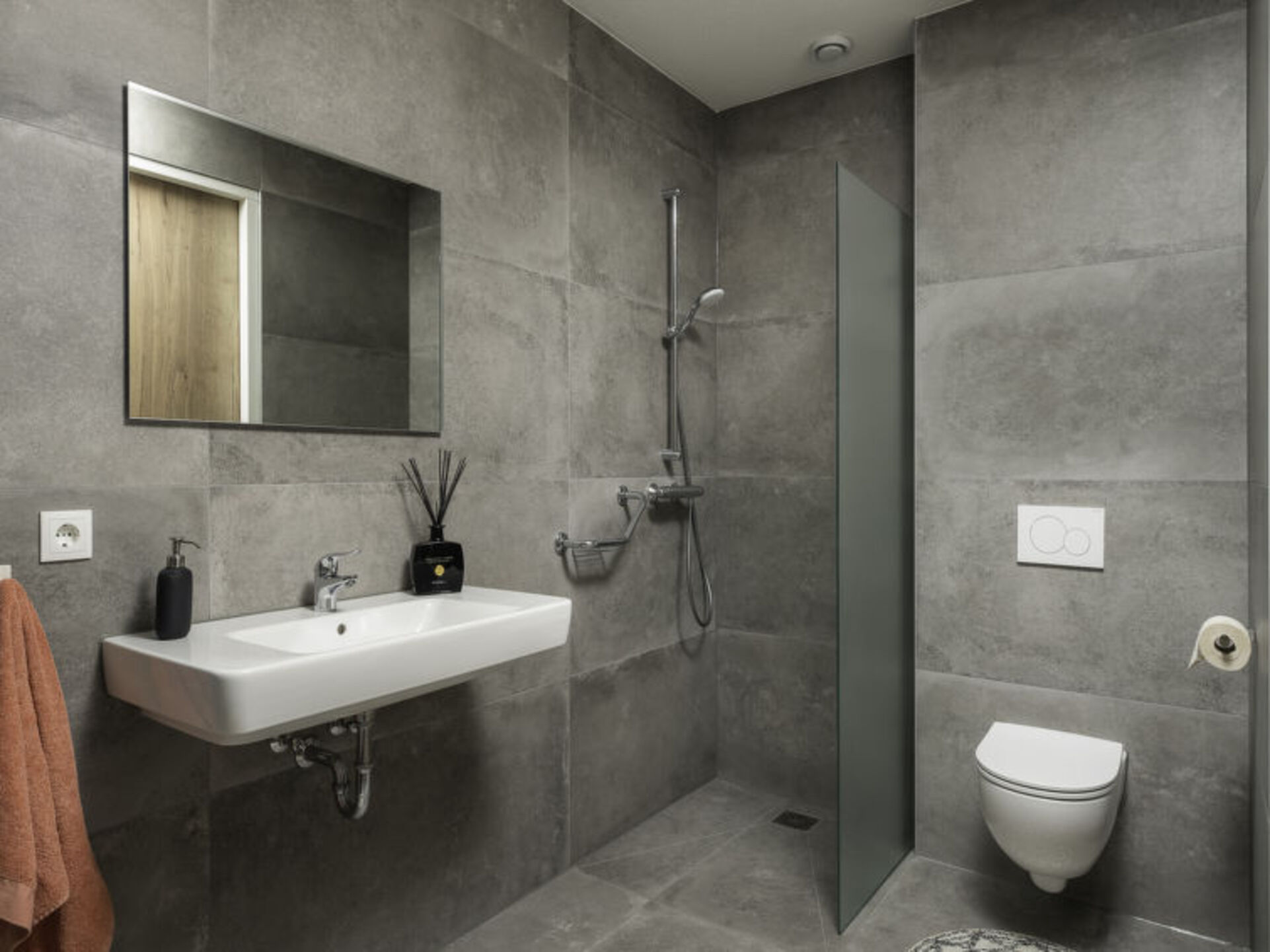 Bathroom / Wellness
