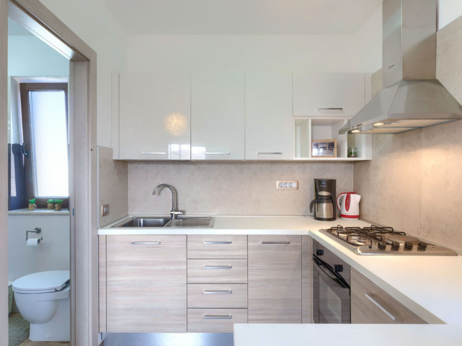 Kitchen / Dining Room