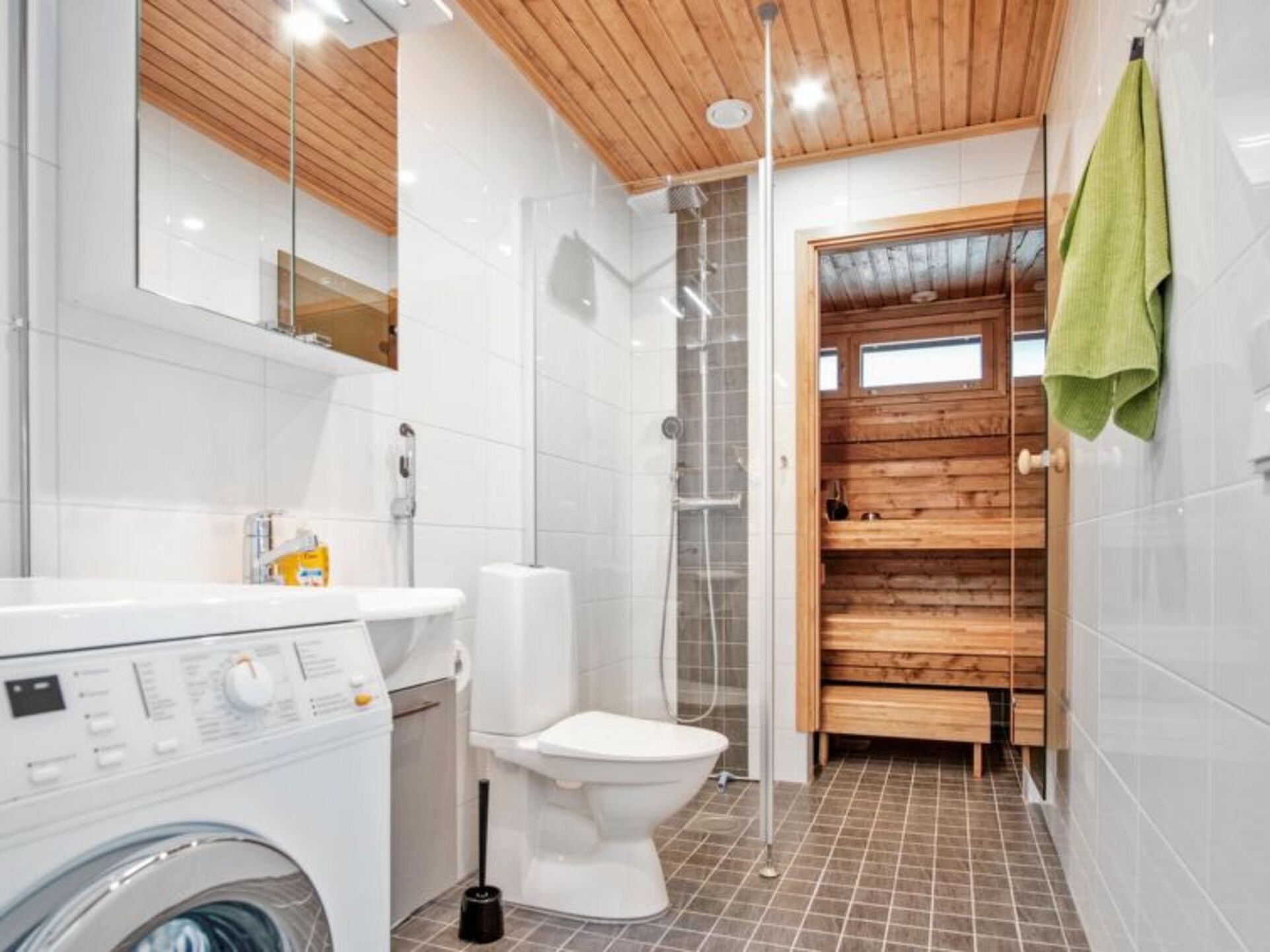 Bathroom / Wellness
