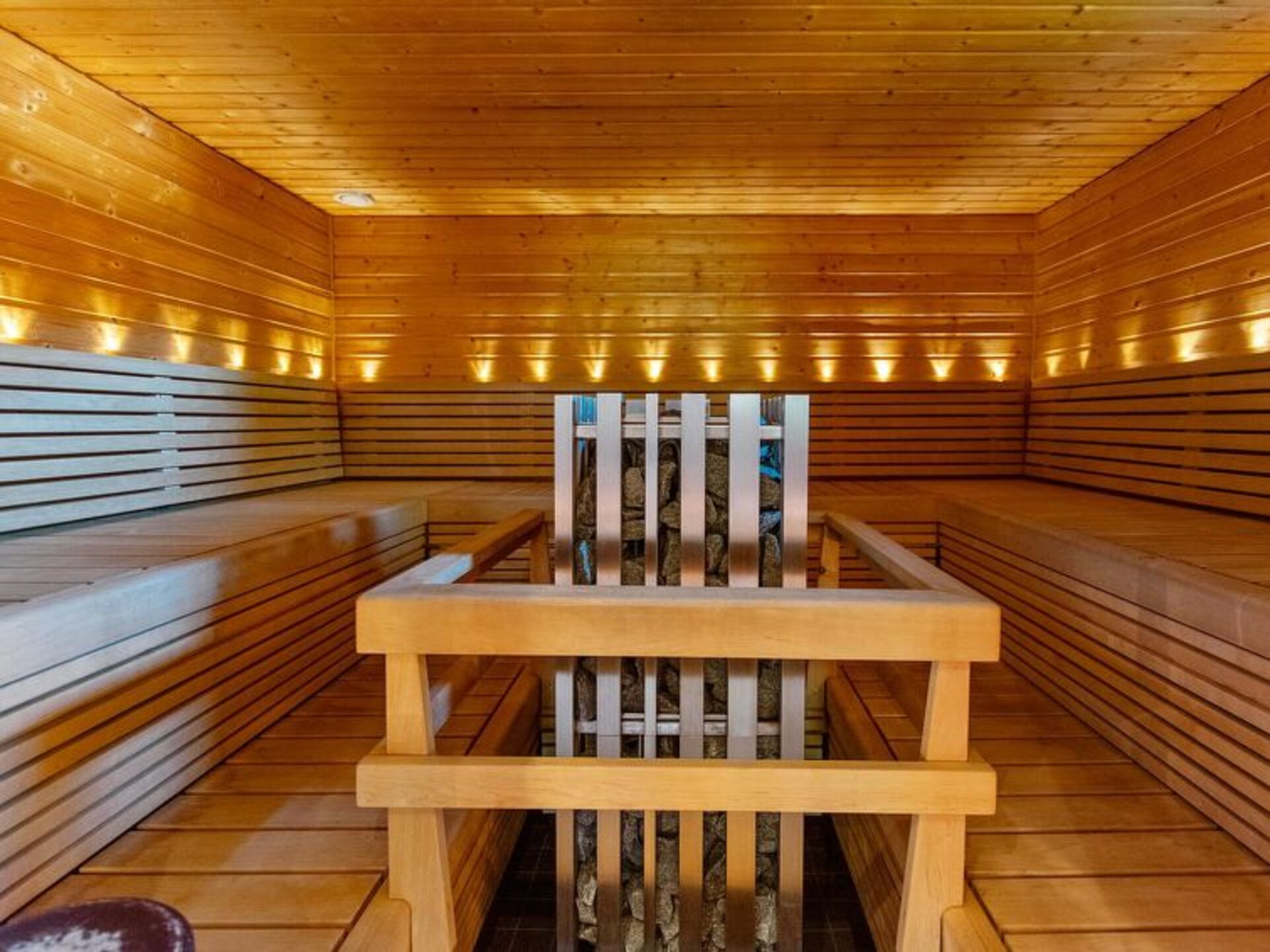 Your Home from Home, Inari 1301
