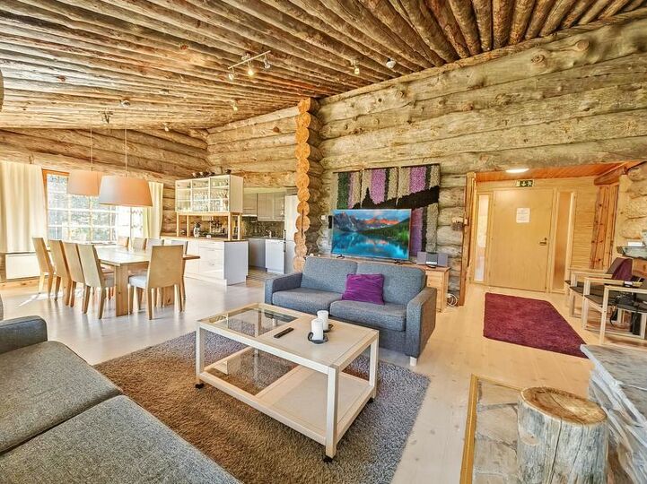 Your Home from Home, Inari 1301