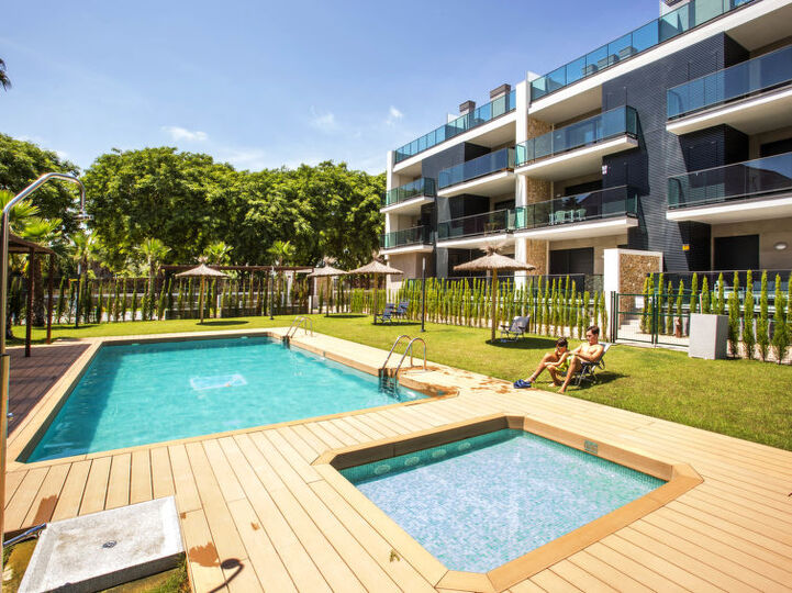 Stunning 2-Story Villa in Costa Blanca,1096, Platja de L'arenal, Spain