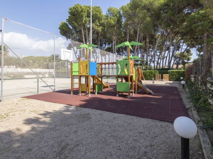 Dreamy 3 Bedroom Villa in Prime Location,1006