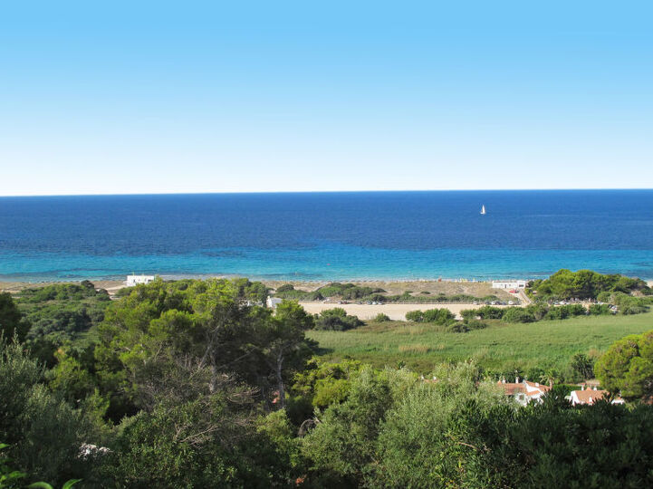 Tranquil Haven: 5 BR Villa with Pool,1011