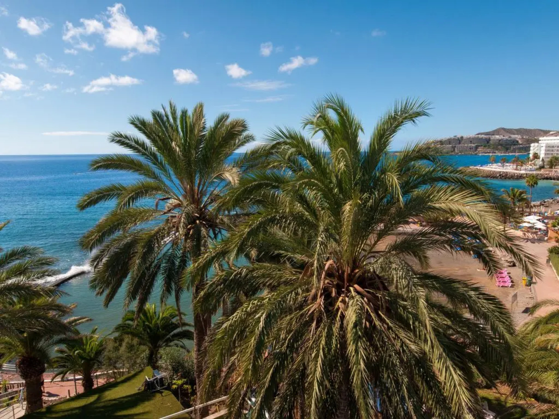 4 Bedroom Villa in Canary Islands,1077