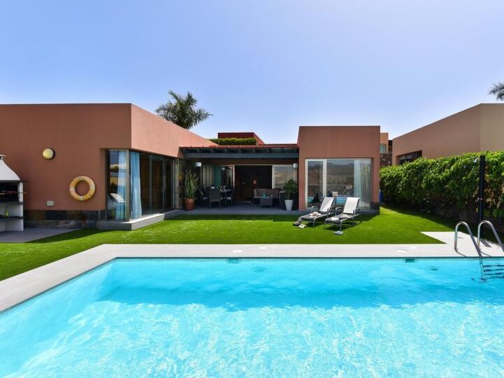 Modern 2 Bedroom Oasis in Paradise,1087, Gran Canaria, Spain