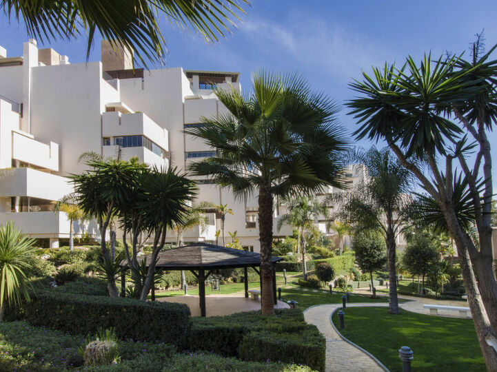 Secluded Oasis in Costa del Sol,1110