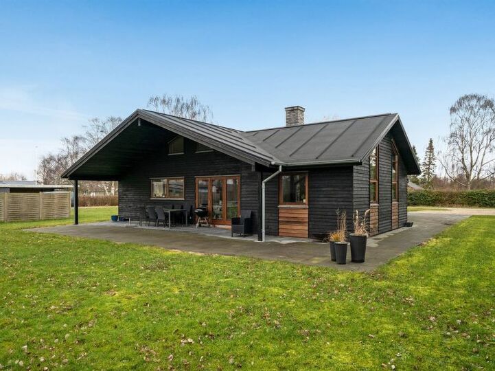 Your Perfect Getaway, Storvorde 1004, Storvorde, Denmark