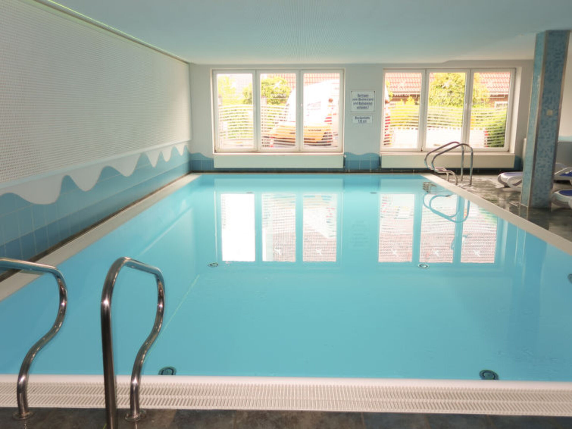 Pool Indoor