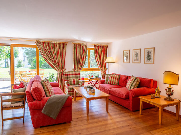 Cozy 2BR Hideaway in Graubünden, Silvaplana Apartment 1103, Silvaplana, Switzerland