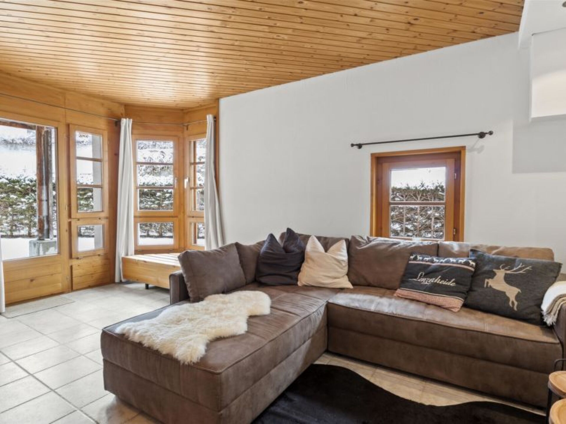 Serene 2Bed Retreat with Stunning Views,1122