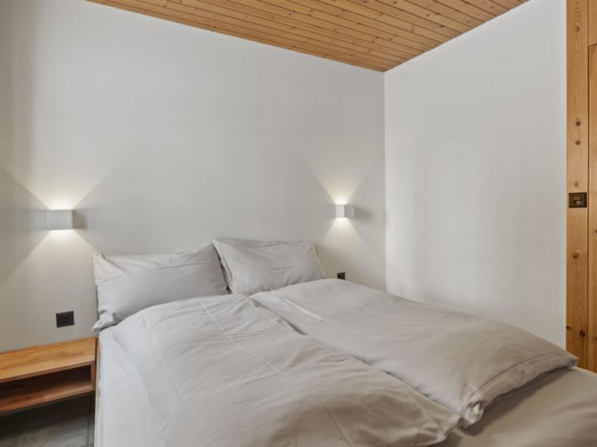 Serene 2Bed Retreat with Stunning Views,1122