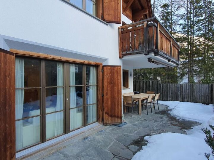 Tranquil 2 Bedroom Hideaway in Graubünden,1125