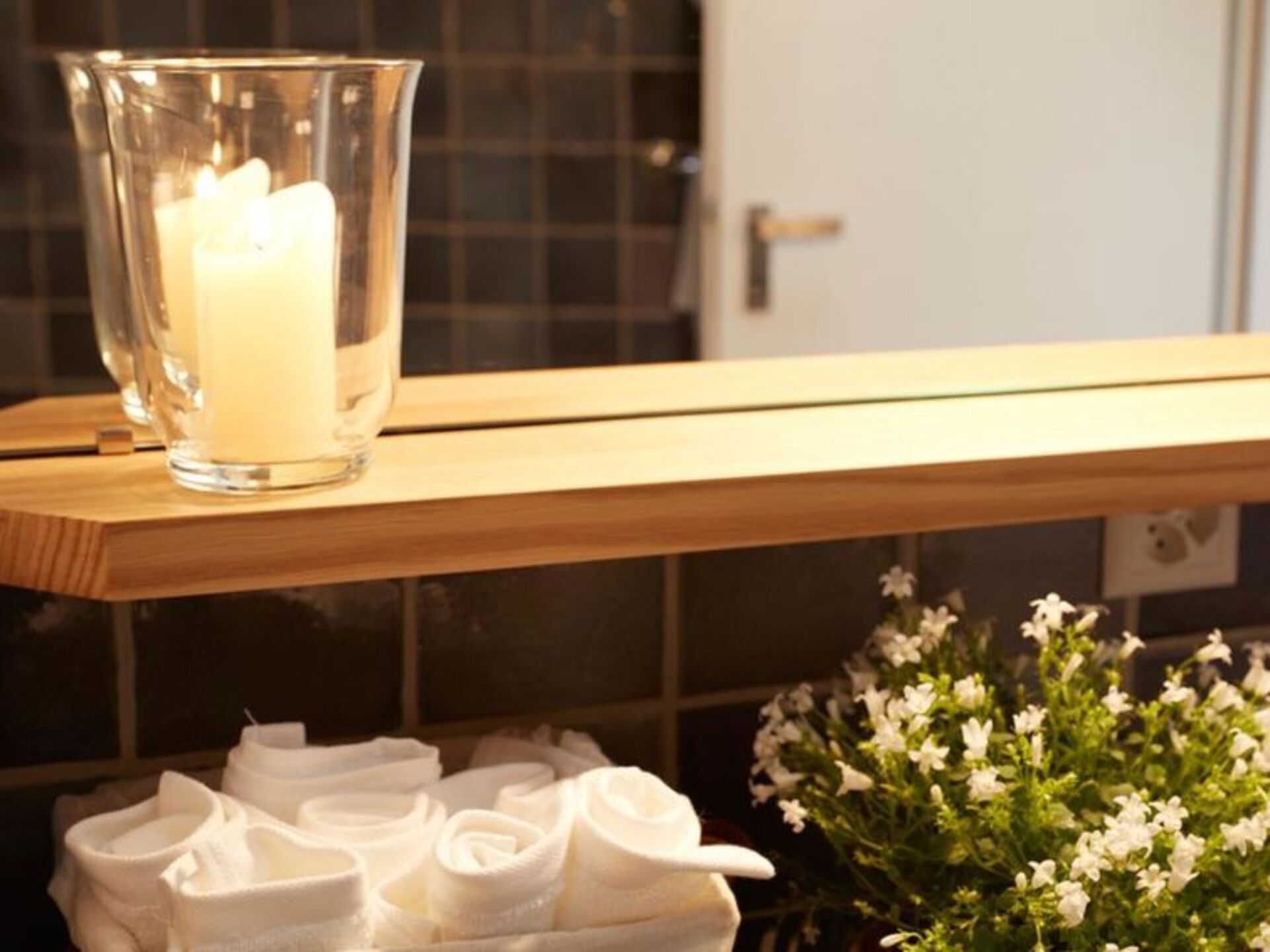 Serenity Found: Chic 3 BR Villa in Obwalden,1007