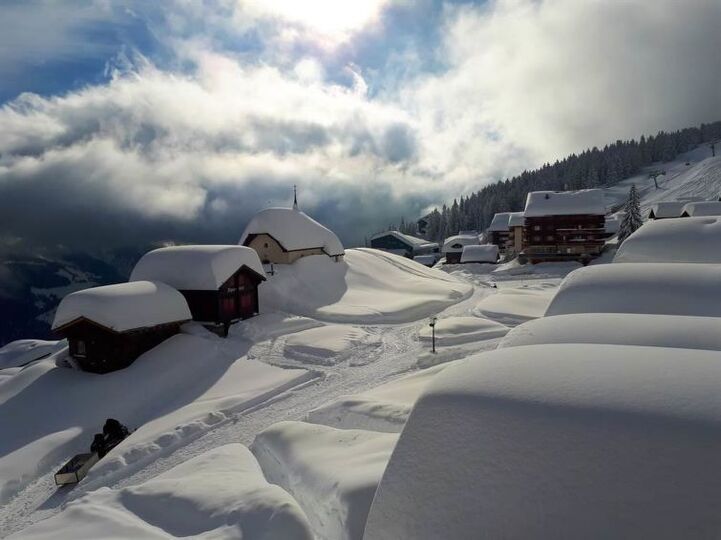 Cozy Alpine Retreat in Valais Villa 1360