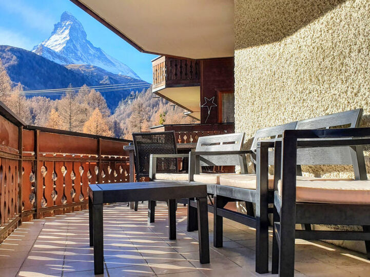 Serene Alpine Retreat in Valais, Valais Apartment 1369, Zermatt, Switzerland