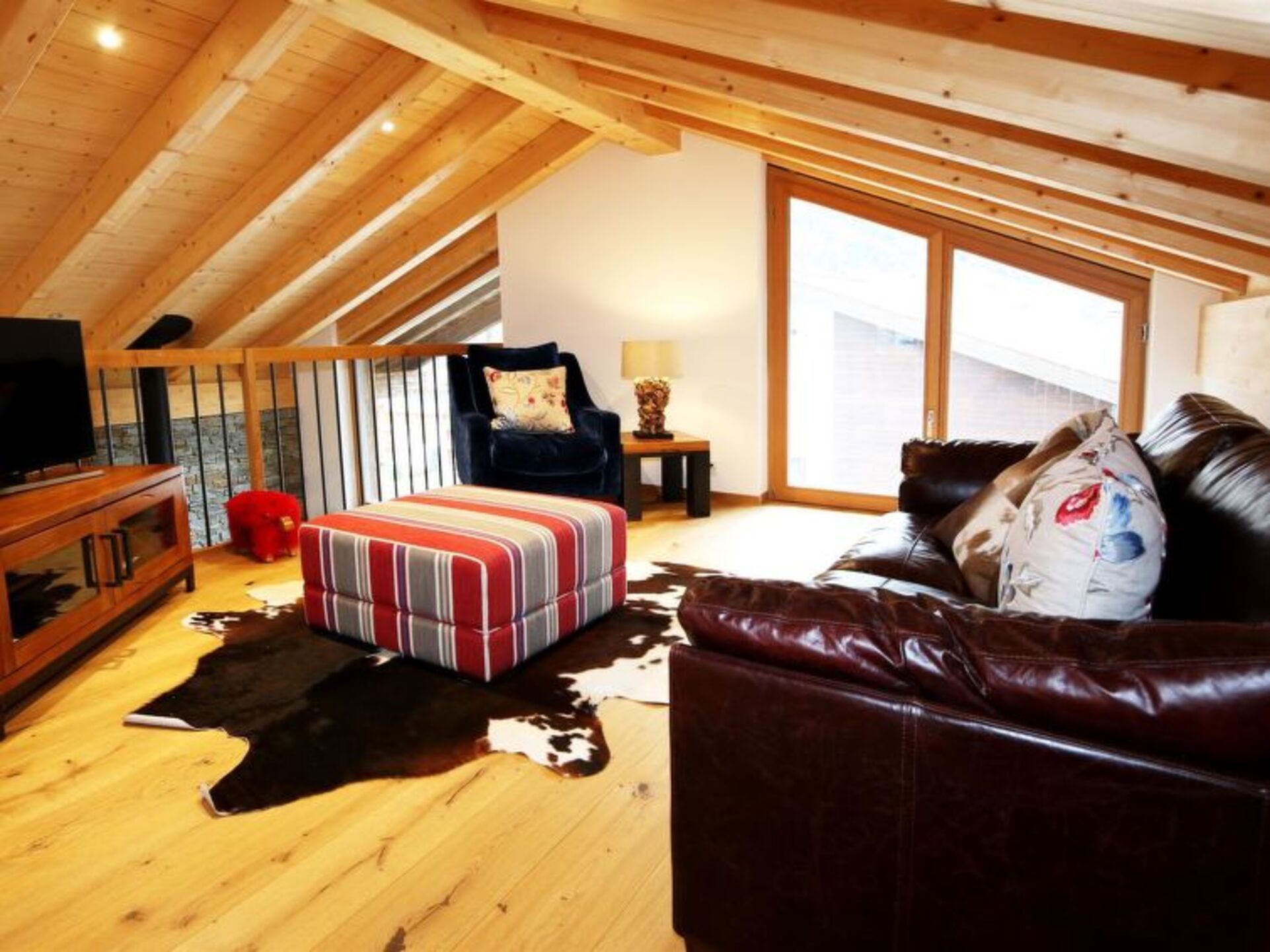Mountain Magic: 4 Bed Villa, Valais,1387