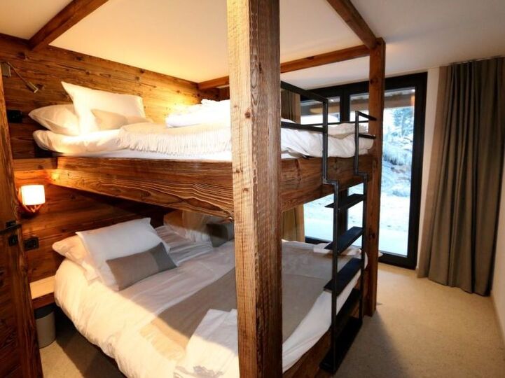 Cozy Villa for Sale in Saas-Fee, 1263