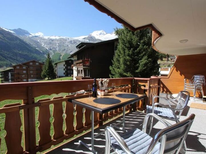Rustic Charm in Saas-Fee Villa, 1262