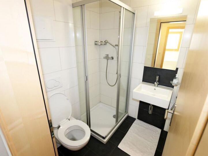 Spacious 3 Bedroom Retreat in Saas-Fee, 1274