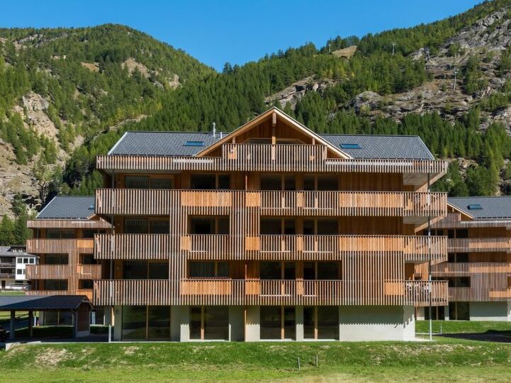 Modern 3 Bedroom Villa in Saas-Grund, 1249