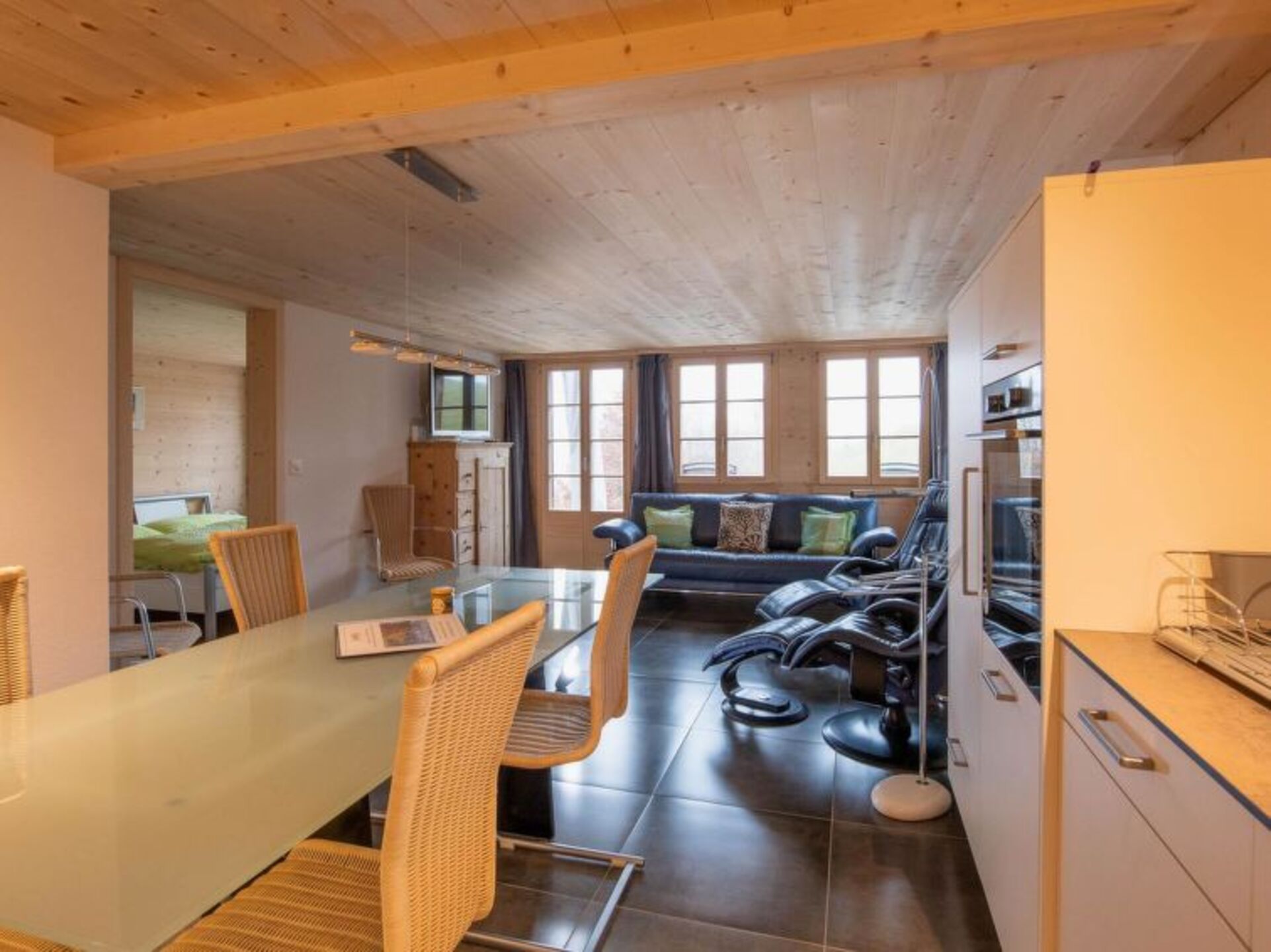 Cozy 2 Bedroom Oasis in Lenk's Heart, 1188