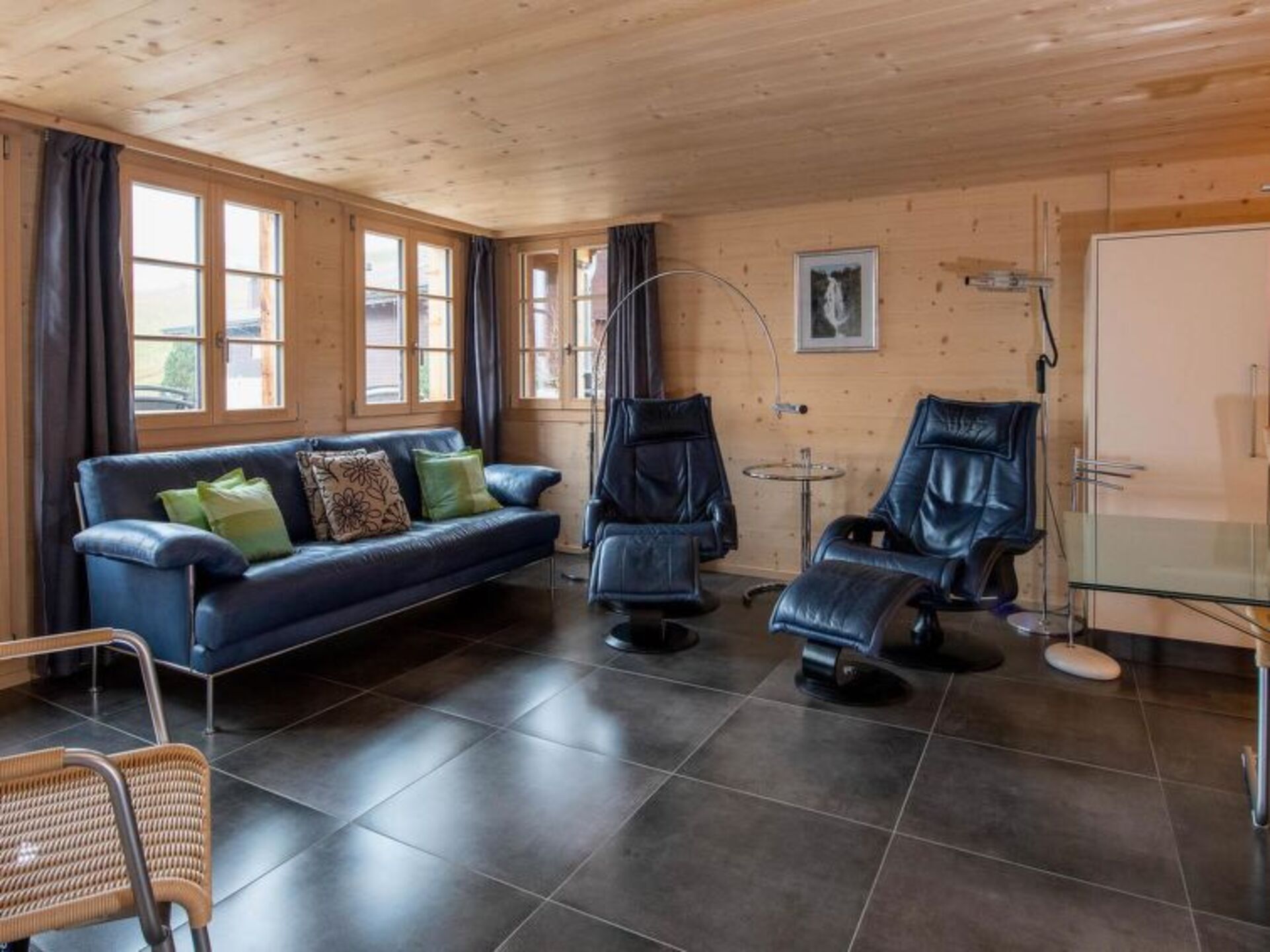 Cozy 2 Bedroom Oasis in Lenk's Heart, 1188