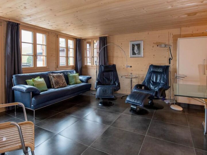 Cozy 2 Bedroom Oasis in Lenk's Heart, 1188