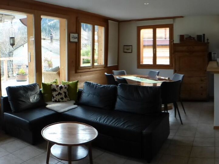 Unique 3 Bedroom Villa in Lenk, 1189