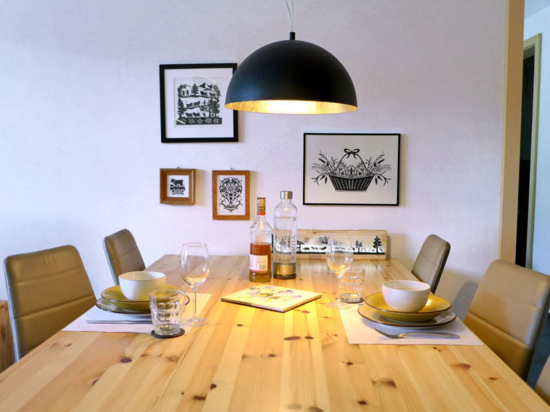 Kitchen / Dining Room