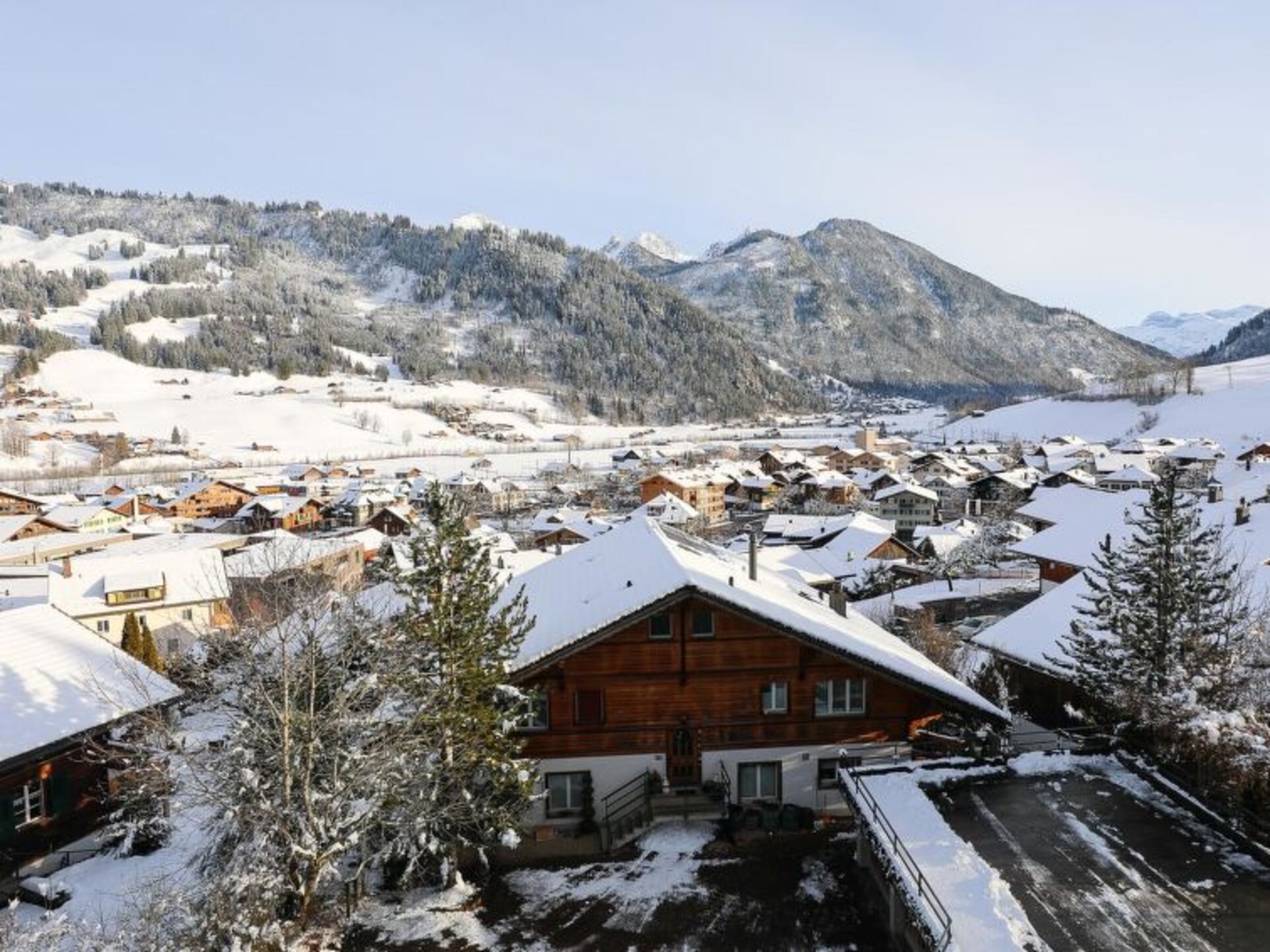 Elegant Escape in Zweisimmen, 1192